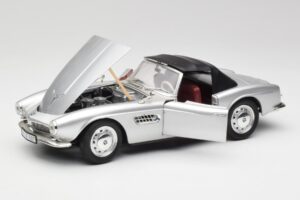 BMW 507 Sudrabs Revell 1:18 9034 Metāls — attēls 2 no 8