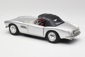 BMW 507 Sudrabs Revell 1:18 9034 Metāls — attēls 7 no 8