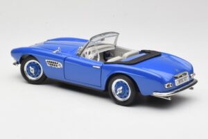 BMW 507 Touring Sport Kabriolets Zils Revell 1:18 8810-M1 Metāls — attēls 7 no 8