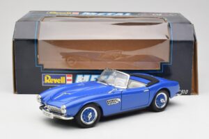 BMW 507 Touring Sport Kabriolets Zils Revell 1:18 8810-M1 Metāls — attēls 8 no 8