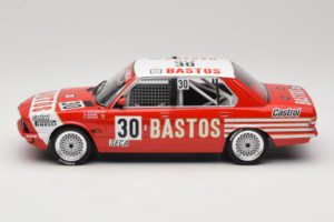 BMW 528i E28 #30 D. Quester / A. Hahne / E. Joosen 24 Hours of Spa Winner 1982 IXO 1:18 18RMC182A Metāls — attēls 3 no 6