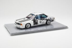 BMW 635 CSi E24 Art Car Robert Rauschenberg AUTOart 1:18 80430150924 Metāls