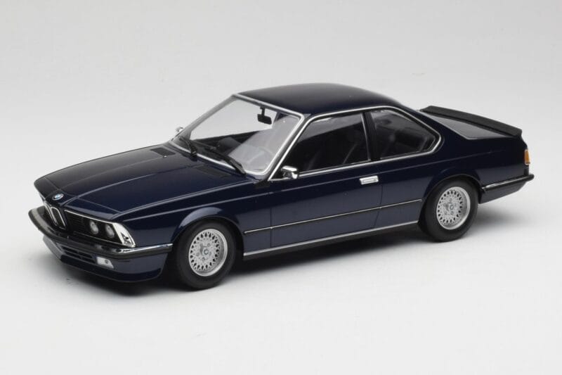 BMW 635 CSi E24 Blue Metallic Minichamps 1:18 155028101 Metāls