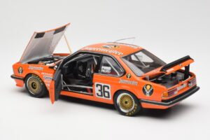 BMW 635 CSi E24 #1 European Touring Car Championship Jagermeister 1985 AUTOart 1:18 80430145825 Metāls — attēls 5 no 8