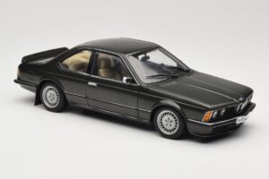 BMW 635 CSi E24 Malachit Green Metallic AUTOart 1:18 70522 Metāls — attēls 6 no 8
