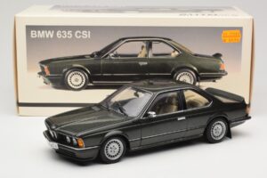 BMW 635 CSi E24 Malachit Green Metallic AUTOart 1:18 70522 Metāls — attēls 8 no 8
