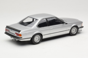 BMW 635 CSi E24 Sudrabs Minichamps 1:18 155028107 Metāls — attēls 2 no 6