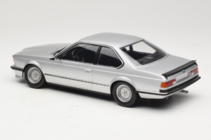 BMW 635 CSi E24 Sudrabs Minichamps 1:18 155028107 Metāls — attēls 5 no 6