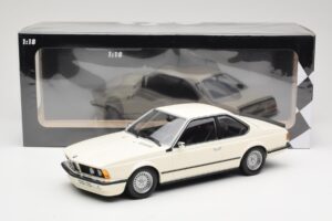 BMW 635 CSi E24 Balts Minichamps 1:18 155028102 Metāls — attēls 6 no 6