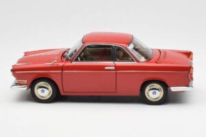 BMW 700 Sport Coupe Spanish Sarkans AUTOart 1:18 70652 Metāls — attēls 4 no 8