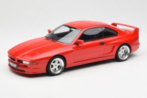 BMW 850i E31 Koenig Special Sarkans GT Spirit 1:18 GT250 Sveķi