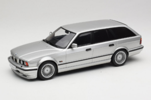 BMW Alpina B10 E34 4.6 Touring Sudrabs MCG 1:18 MCG18332MCW Metāls