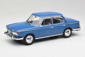 BMW 2000 Tilux E120 Caribe Zils MCG 1:18 MCG18291 Metāls
