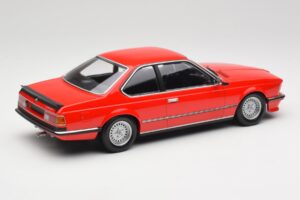 BMW 635 CSi E24 Sarkans Dīleru Izdevums Minichamps 1:18 80435B5D026 Metāls — attēls 2 no 6