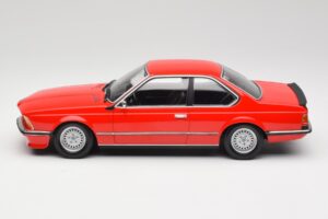 BMW 635 CSi E24 Sarkans Dīleru Izdevums Minichamps 1:18 80435B5D026 Metāls — attēls 3 no 6