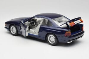 BMW E31 850i Mauritius Zils Maisto 1:18 438813100299 Metāls — attēls 5 no 8