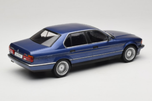 BMW Alpina B11 E32 3.5 Metallic Blue MCG 1:18 MCG18232 Metāls — attēls 2 no 6