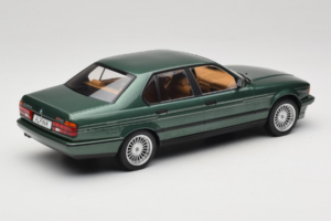 BMW Alpina B11 E32 3.5 Metallic Green MCG 1:18 MCG18233 Metāls — attēls 2 no 6