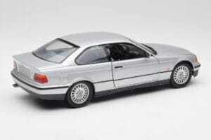 BMW 3 Series E36 Coupe Sudrabs UT Models 1:18 180023321 Metāls — attēls 3 no 8