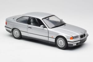 BMW 3 Series E36 Coupe Sudrabs UT Models 1:18 180023321 Metāls — attēls 6 no 8