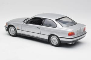 BMW 3 Series E36 Coupe Sudrabs UT Models 1:18 180023321 Metāls — attēls 7 no 8