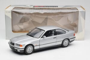 BMW 3 Series E36 Coupe Sudrabs UT Models 1:18 180023321 Metāls — attēls 8 no 8