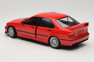 BMW 318is E36 Hellrot UT Models 1:18 180024302-R1 Metāls — attēls 7 no 8