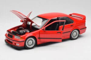 BMW 318is E36 Sarkans UT Models 1:18 180024302 Metāls — attēls 2 no 8