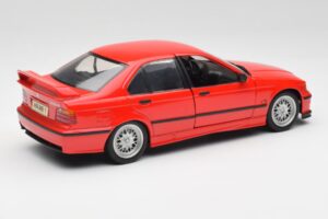 BMW 318is E36 Sarkans UT Models 1:18 180024302 Metāls — attēls 3 no 8