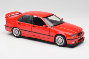 BMW 318is E36 Sarkans UT Models 1:18 180024302 Metāls — attēls 6 no 8