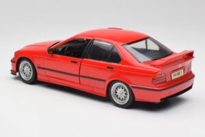 BMW 318is E36 Sarkans UT Models 1:18 180024302 Metāls — attēls 7 no 8