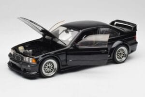 BMW E36 M3 GTR Street Cosmos Melns UT Models 1:18 20481 Metāls — attēls 2 no 8