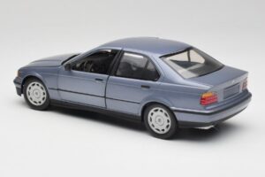 BMW 3-Series E36 Avus Zils UT Models 1:18 180023300 Metāls — attēls 7 no 8