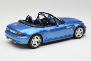 BMW Z3 E36 M Roadster Estoril Blue Bburago 1:18 3349-M1 Metāls — attēls 3 no 8