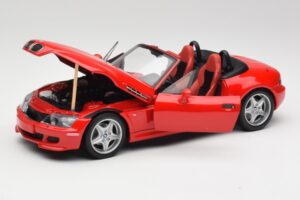 BMW Z3 E36 M Roadster Imola Sarkans UT Models 1:18 20411 Metāls — attēls 2 no 8
