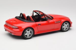BMW Z3 E36 M Roadster Imola Sarkans UT Models 1:18 20411 Metāls — attēls 3 no 8
