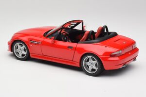 BMW Z3 E36 M Roadster Imola Sarkans UT Models 1:18 20411 Metāls — attēls 7 no 8