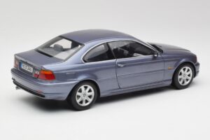 BMW 318Ci E46 Zils Kyosho 1:18 80439411583 Metāls — attēls 3 no 8