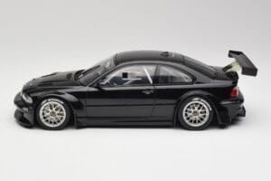 BMW M3 GTR E46 Plain Body Jet Melns AUTOart 1:18 80447 Metāls — attēls 3 no 6