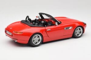 BMW Z8 E52 Sarkans Bburago 1:18 Z8001 Metāls — attēls 3 no 8