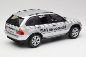 BMW X5 E53 3.0d Service Mobil Kyosho 1:18 80430305646 Metāls — attēls 3 no 8