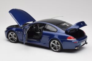 BMW M6 E63 Zils Kyosho 1:18 80430413351 Metāls — attēls 5 no 8