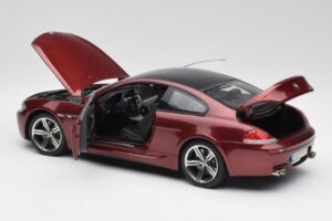 BMW M6 E63 Sarkans Kyosho 1:18 80430398134 Metāls — attēls 5 no 8
