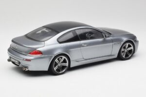 BMW M6 E63 Silver Pelēks Kyosho 1:18 08703GR Metāls — attēls 3 no 8