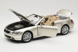 BMW 6 Series E64 Cabriolet Mineral Silver Metallic Kyosho 1:18 80430153437 Metāls — attēls 2 no 9