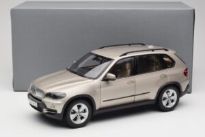 BMW X5 E70 4.8i Platinum Bronza Metaliks Kyosho 1:18 80430413413 Metāls — attēls 8 no 8