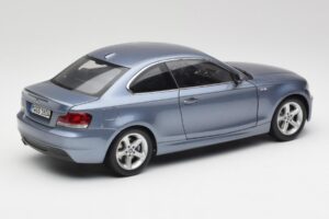 BMW 1 E82 Coupe Zils Kyosho 1:18 80430427065 Metāls — attēls 3 no 8