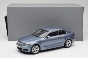 BMW 1 E82 Coupe Zils Kyosho 1:18 80430427065 Metāls — attēls 8 no 8