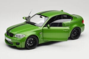 BMW 1. sērija E82 Coupe Taiga Green Metallic Minichamps 1:18 110020024 Metāls — attēls 2 no 8