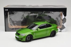 BMW 1. sērija E82 Coupe Taiga Green Metallic Minichamps 1:18 110020024 Metāls — attēls 8 no 8